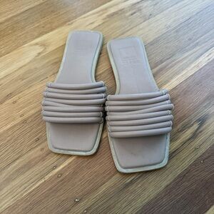 Dolce Vita Sandals